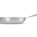 LeCreusetMagnetikkoekenpanrvs28cm2Cbakoppervlak202C8cm-2.png
