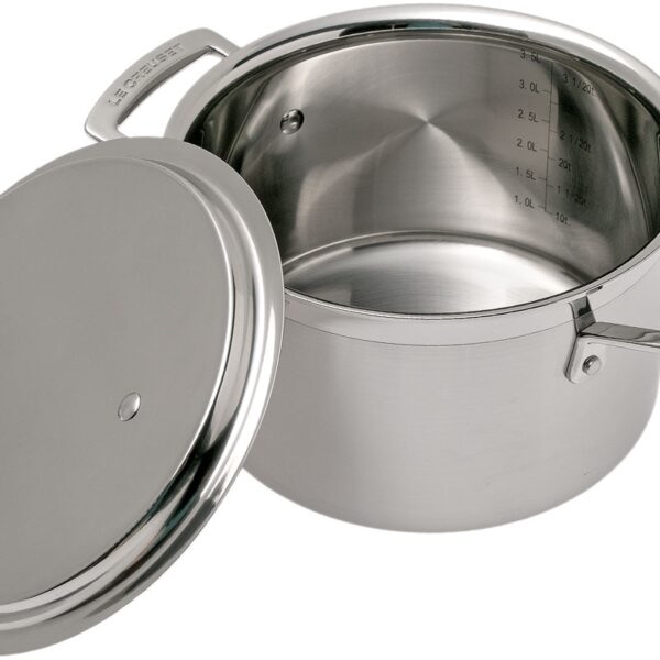 LeCreusetMagnetikpannenset5delig-2.jpg Binnenzijde van Le Creuset Magnetik RVS pan met Tri-Ply constructie