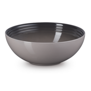 Le Creuset aardewerk serveerbowl 24 cm