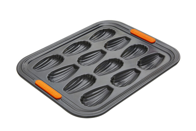 Le Creuset Bakvorm voor 12 madeleines 33,5 x 27 cm