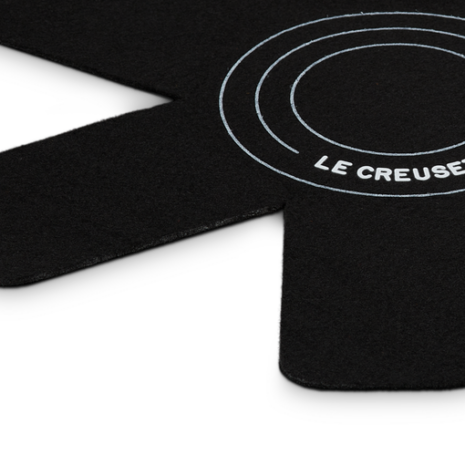 LeCreusetpannenbeschermerzwartsetvan3stuks-1.png LeCreusetpannenbeschermerzwartsetvan3stuks-1.png