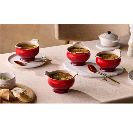 le creuset aardewerk soepkommen kersenrood 2 stuks le creuset aardewerk soepkommen kersenrood 2 stuks