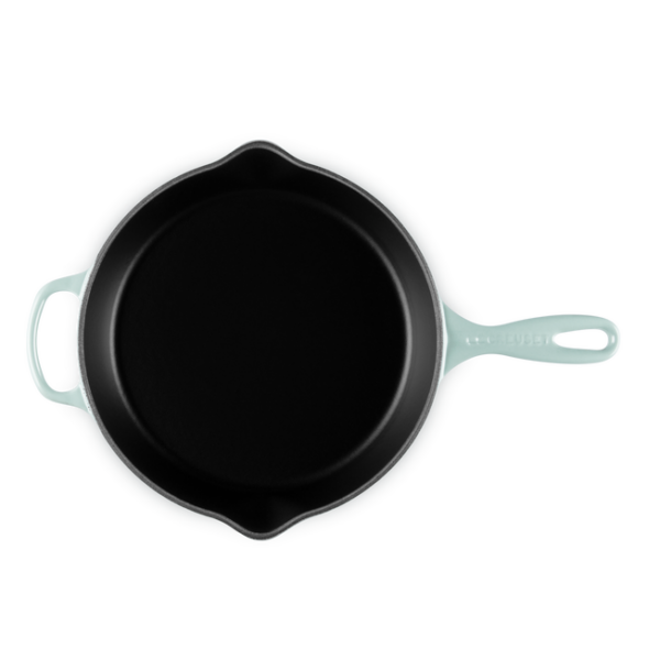 diepe skillet gietijzer 26 cm sea salt le creuset diepe skillet gietijzer 26 cm sea salt le creuset
