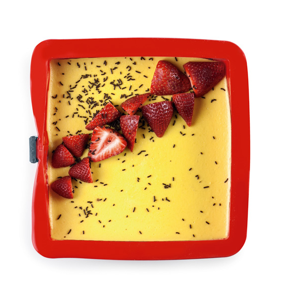 ibili siliconen vierkante springvorm met glasbodem strawberry ibili siliconen vierkante springvorm met glasbodem strawberry