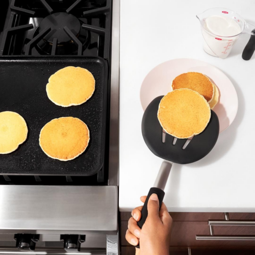 oxo siliconen pannenkoekspatel 30 cm voor perfect bakken en omkeren oxo siliconen pannenkoekspatel 30 cm voor perfect bakken en omkeren
